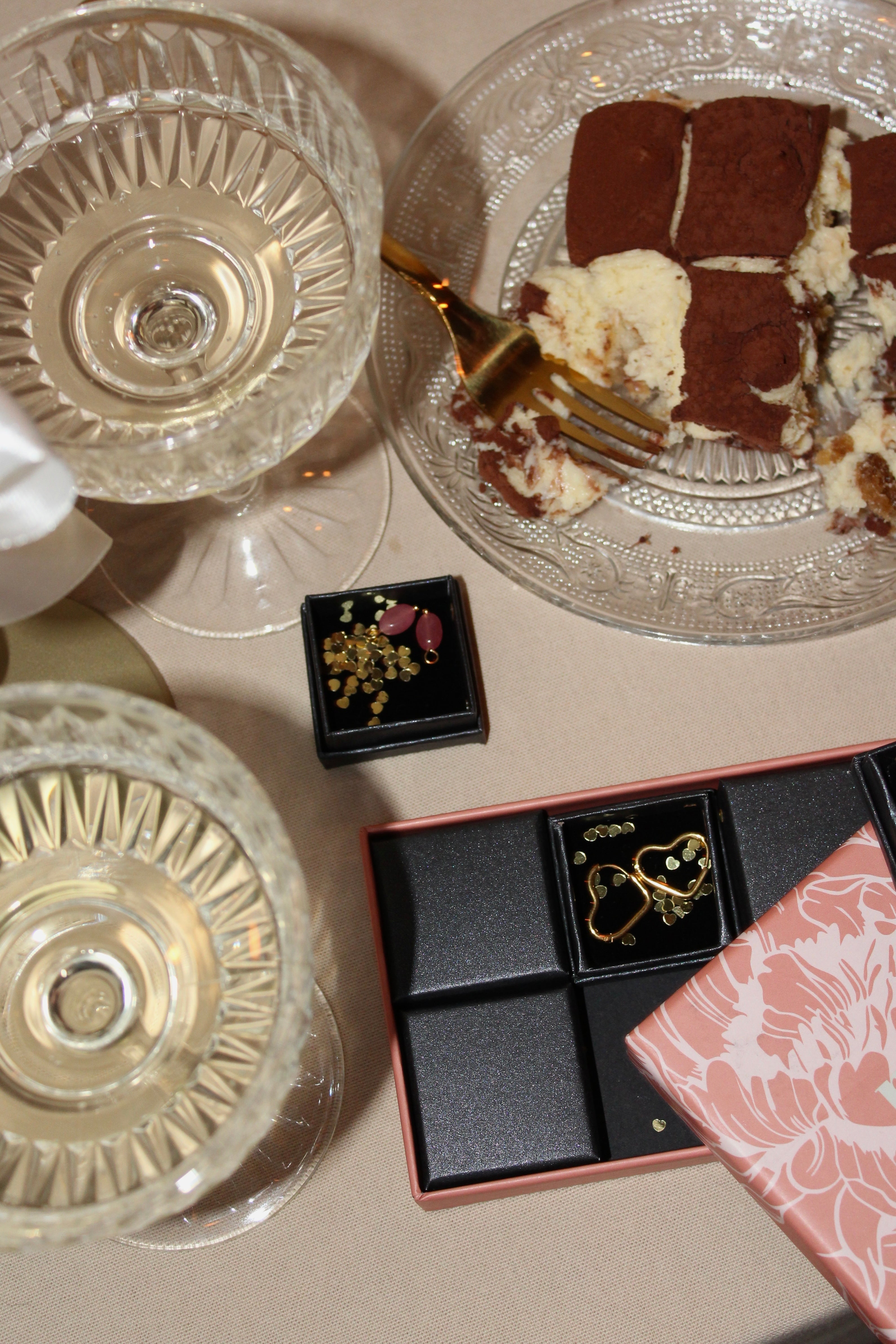 Pick & Pair - Advent Box - Oorbellen - 10 Cadeautjes - Limited Edition - Stainless steel