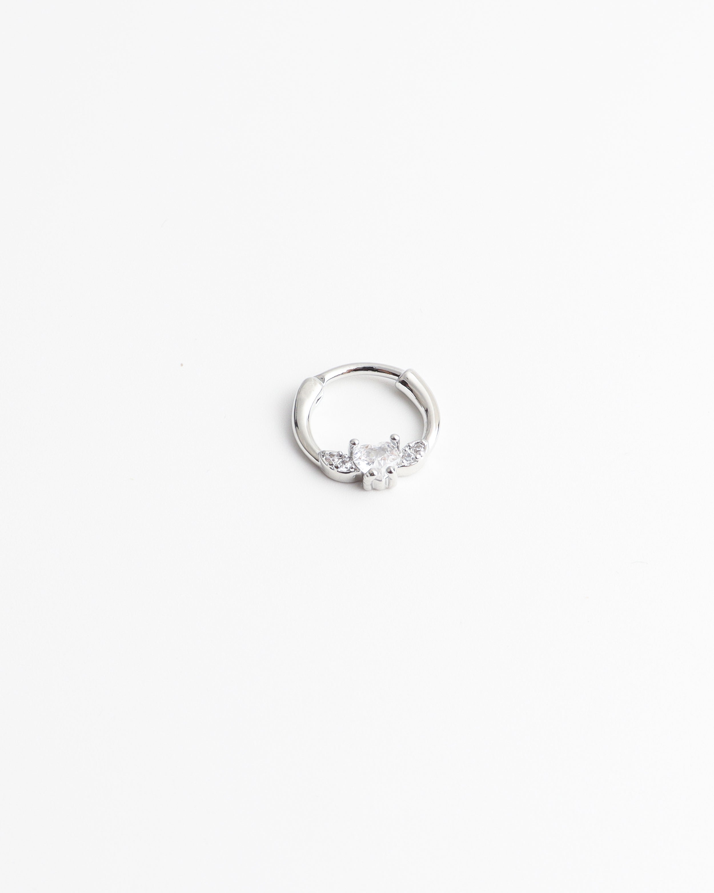 Indira - Piercing - Titanium